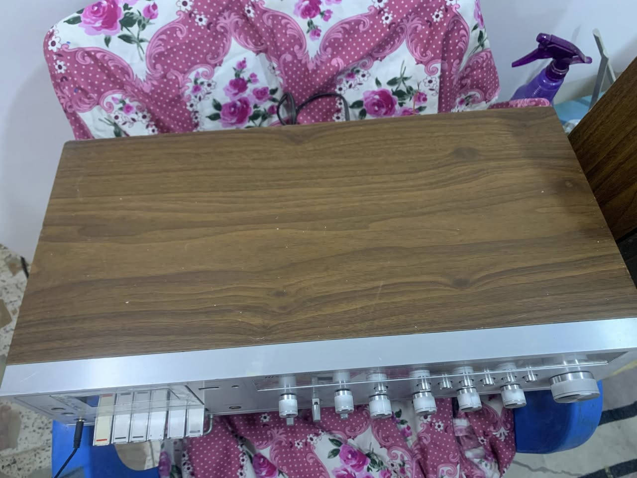 السلام عليكم
Rising للبيع اربع موجات
تك سماعه شغال راديو اوكس 
نضيف وماملعوب بيه تواصل على الخاص بغداد


**إذا كنت صاحب هذا الإعلان وتريد حذفه لأي سبب، رجاءا أرسل رسالة إلى الدعم الفني**