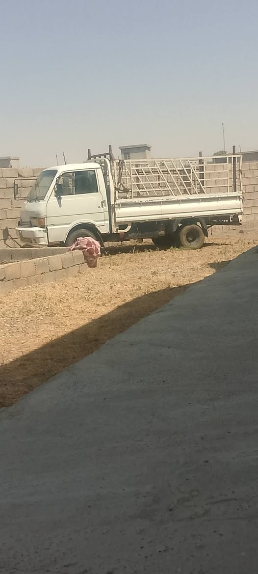 السلام عليكم متاح كيا حمل بنگو موديل 96گير محرك كلشي شرط فحص بغداد  للبيع ويرهم مراوس اتصل ***********
