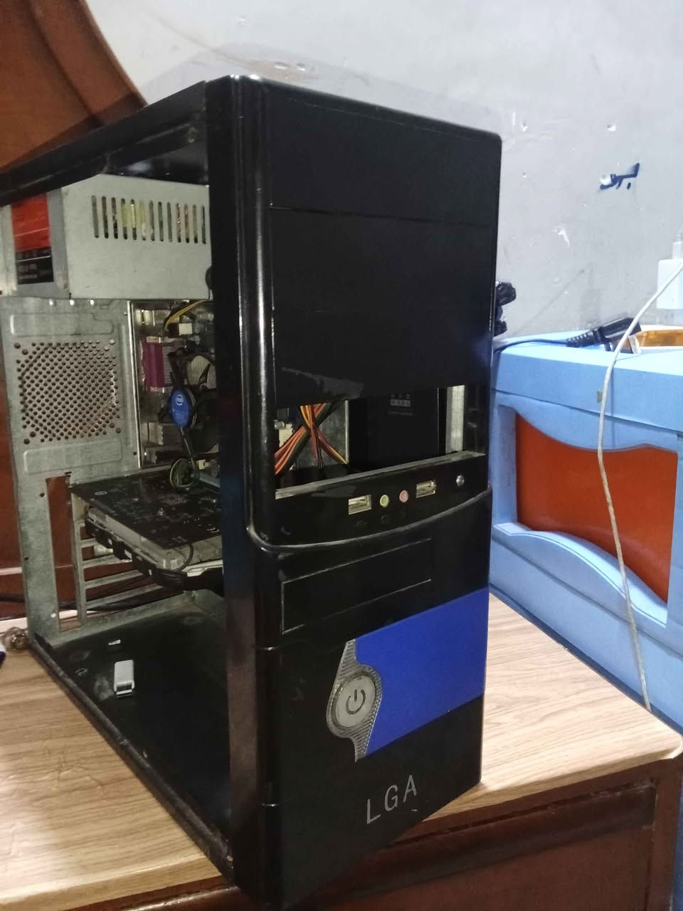 السلام عليك حاسبة للبيع 
المعالج i5 جيل ثالث
الرامات 8
الكارت 1050ti
تخزين ssd 120

السعر 120
المكان الدورة ابو دشير بغداد, العراق


**إذا كنت صاحب هذا الإعلان وتريد حذفه لأي سبب، رجاءا أرسل رسالة إلى الدعم الفني**