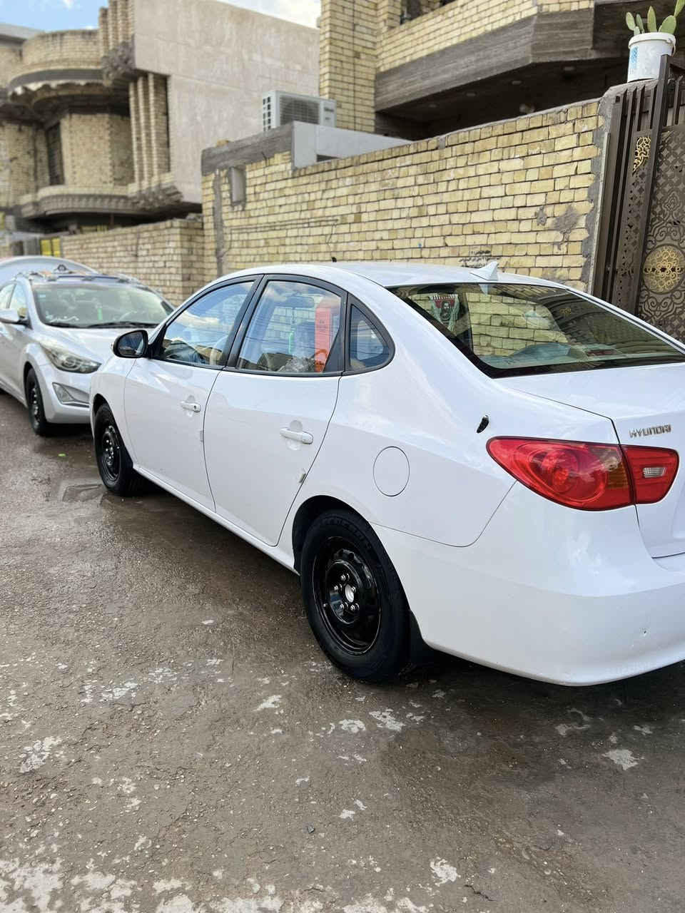 سلام عليكم البيع نتره مقدس موديل 11مكينه 200 بيهه بنيد وخشم جاملغ سياره حلوه حيل حلا من الصوره سعر 115 مكاني بغداد حي النصر ***********
