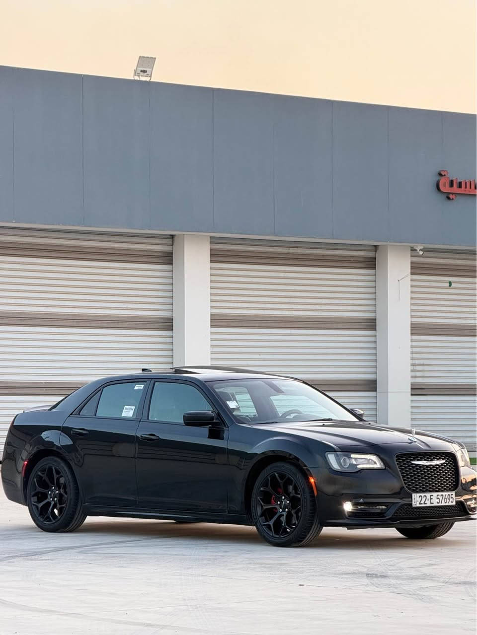 اللهم مصلى على محمد وآل محمد 
Chrysler 300S 2018 black edition 
فول فول فقط مابي رادار امامي
220$ورقە 
بانوراما دبل فتحة
كشن جلد
كشن تدفئة
كشن تبريد
كشن كهرباي 
حساس امامي خلفي
شاشة كبير
تحكمات ستيرن
مرايا قلاب ينزل
رادار خلفي 
رادار مرايا 
بجم عريض دبل لحية
لايتات ليد 
سياره تخم امامي خلفي اكسل كلى ابشرط 
اخوان سيارة كلين تايتل داخلل عراق اهنا  صاير جاملغين امامي معه بونيد ابشرط بدون دواخل ايرباك
سنوي هزة فحص كلها جديد حتى ٢٠٣١ بسمي تحويل وكالة نفس يوم رقم سياره اربيل 
 مكان السياره كركوك 
رقم الهاتف:*********** كركوك, العراق
