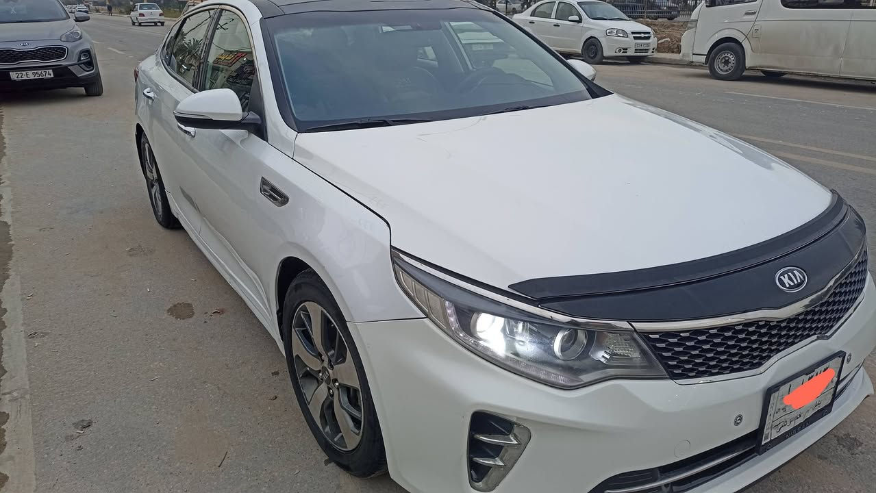 كيا اوبتيما امريكي  موديل2016  فول مواصفات 
محرك 2400 تيربو gdi ماشيه 124  بانوراما فتحه لو ابيض صدفي رقم بابل

كير ست نمر 

شفتات استيرن تحكم قيادة 

ثلاث وضعيات قيادة 

بصمه تشغيل 

بصمه أوتو هولد

كامرة وشاشة مالته الاصليات

مري شفط +أشاير مري 

تدفئه تبريد كشنات

تبريد  قطعتين نقص غاز فقط 

سماعات انفنتي 

كراسي امامي كهرباء قيادة خزن ميموري كهربائي 

ويل حجم ١٨ وبعد هواي بيه مواصفات

بيها كم قطعه صبغ  ابيع حزام

ملاحظة السيارة عليه غرامات 950 وساقطه سنويه اني اوكف وياك على الحاسبه اصفر غرامات 

السعر110$  وبيها مجال المكان كربلاء الحسينية  

***********
