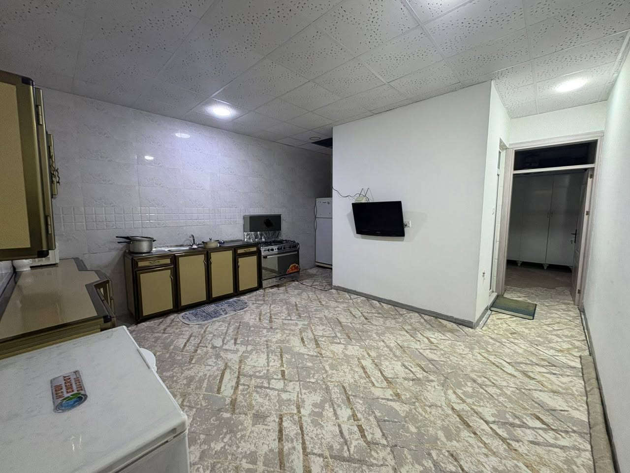 كركوك دروازه خلف دروازه مول بيت 100 م فول ديكت شارع صب خدمات فول للاستفسار***********6
