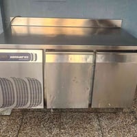 محضرة بيتزا ستيل قياسها 137*68 والارتفاع 85 سعرها ب500 بغداد الاعظمية ...