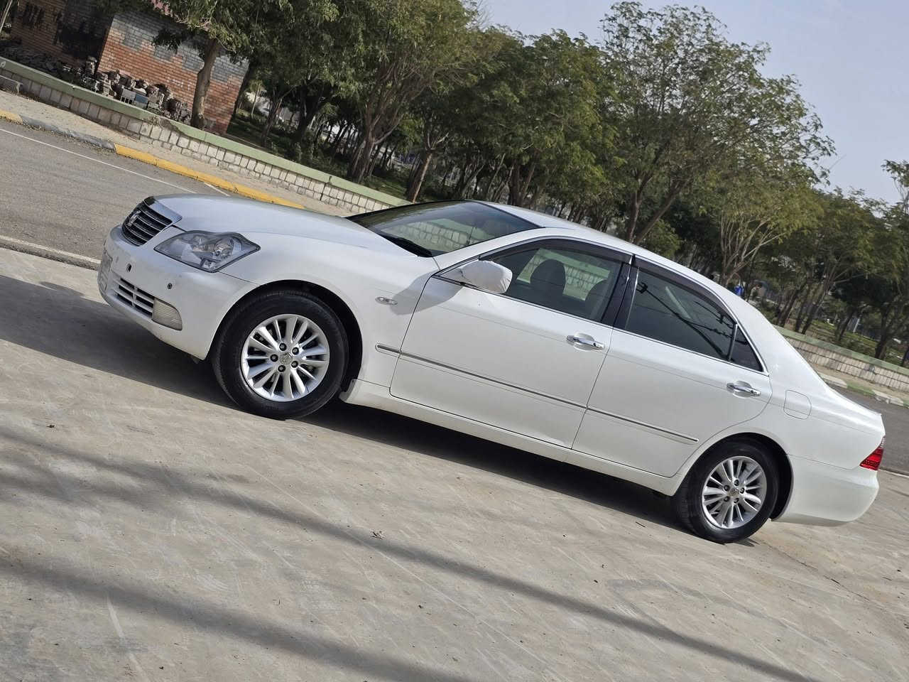 2006
مووس 
گيروو مةكينة گةورة بئ دووكةل 182
3دووكنة بةردة 
شاشة كاميرة حاسة 
جلدي دووبةي 
1بارجة بؤياخ ئةوروبا 
بئ مةسرف 
سعري 66مةجاليكي كةم 
شوين كةلار 
***********
