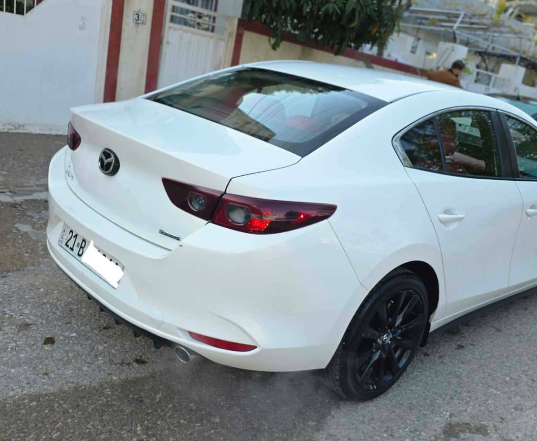 بسم الله الرحمن الرحيم 
مازدا ياباني وارد أمريكي موديل ٢٠٢١ حجم محرك ٢٥٠٠ بدون تيربو مرغوب بدون دفع رباعي بدون فورويل مرغوب مواصفات بريفيرد فول فول مواصفات قبات مواصفات داخل احمر سيارة فقط ٣٩ مايل الف ماشي حقيقي كير محرك بشرت فحص بدون صوت بخار دخان صرف بشرت فحص بس محرك  بل أمريكا مبدل كاسكيت فقط اني ابيع مفتوح بس ماشاء الله قليل ماشي 
باقي كلشي البيلادي كفالة عامة سيارة جديد جديد ماشاء الله نضيف سيارة حادث أمريكا خفيف بدون دواخل ثلاثة قطعة امامي مبدل البيلادي نفص لون نفص شركة هس سيارة كلين مكفول كفالة عامةبدون صبغ  بس بيها ملاحظات بسيط بارد صغير باقي كفالة عامة صونر جديد منشور كير محرك بشرت سنوية جديد رقم انكليزي جديد هزة براد جديد تحويل غرامه مباشر نفص اليوم اربع تايرات جديد كهربائي كل اشتغل صدر امامي وخلفي زين داخل سيارة حيل حيل حلوة لونين سيارة ثنين بصمة شركة موجود حتي سبير منزل ماشاء الله نفص صورة حلوة 
مواصفات 
كير اوتوماتيك داخل لونين بصمة فتحة كشنات جلد كشنات هيتر كشنات كهرباء رادار امامي وخلفي كاميرا خلفي شاشة ايباد البيلادي شاشة اليكتروني بريك كهرباء اربع جامات كهربائي مراي خارج كهرباء مراي رادار اربع ويل كروم البيلادي بكلايتات ليد لايتات زينون لايتات ليد عدسات بلاجکتۆر ثنين بصمة موجود ستيرن فوليوم بلوتوز تلفون خزن صوت رادار ٣٦٠ هواي مواصفات اني مااعرف ماشاء الله مواصفات هواي فول فول قبات مواصفات سيارة جاهز دعامي لدعامي بشرت صونر فحص 
مكان سيارة سليمانية داخل سليمانية  سليمانية منطقة رابرين ملاحظة رجاءا بس بيع بدون مراوس تفاصيل مكتب صونر موجود انت شراي اتصل رقم موبايلك ***********
