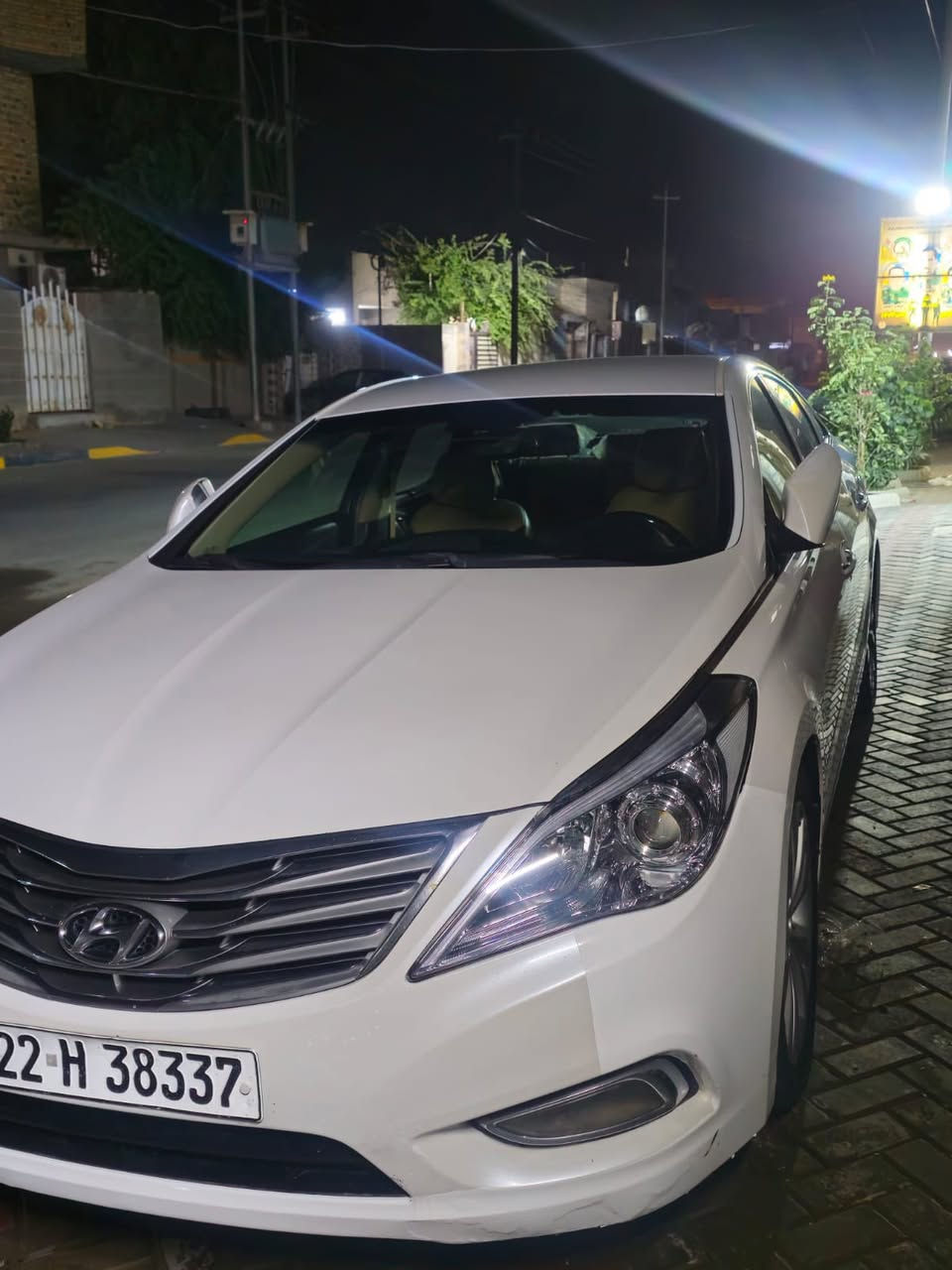 للبيع سيارة هونداي ازيره  خليجي موديل 15 شمالي   ماشيه 200  جاهزه  من كلشي وصورة السونار موجودة مكانها الديوانيه  معروضه ب 135    وبيه مجال 
للاستفسار اكثر الاتصال على هذا الرقم 
***********
