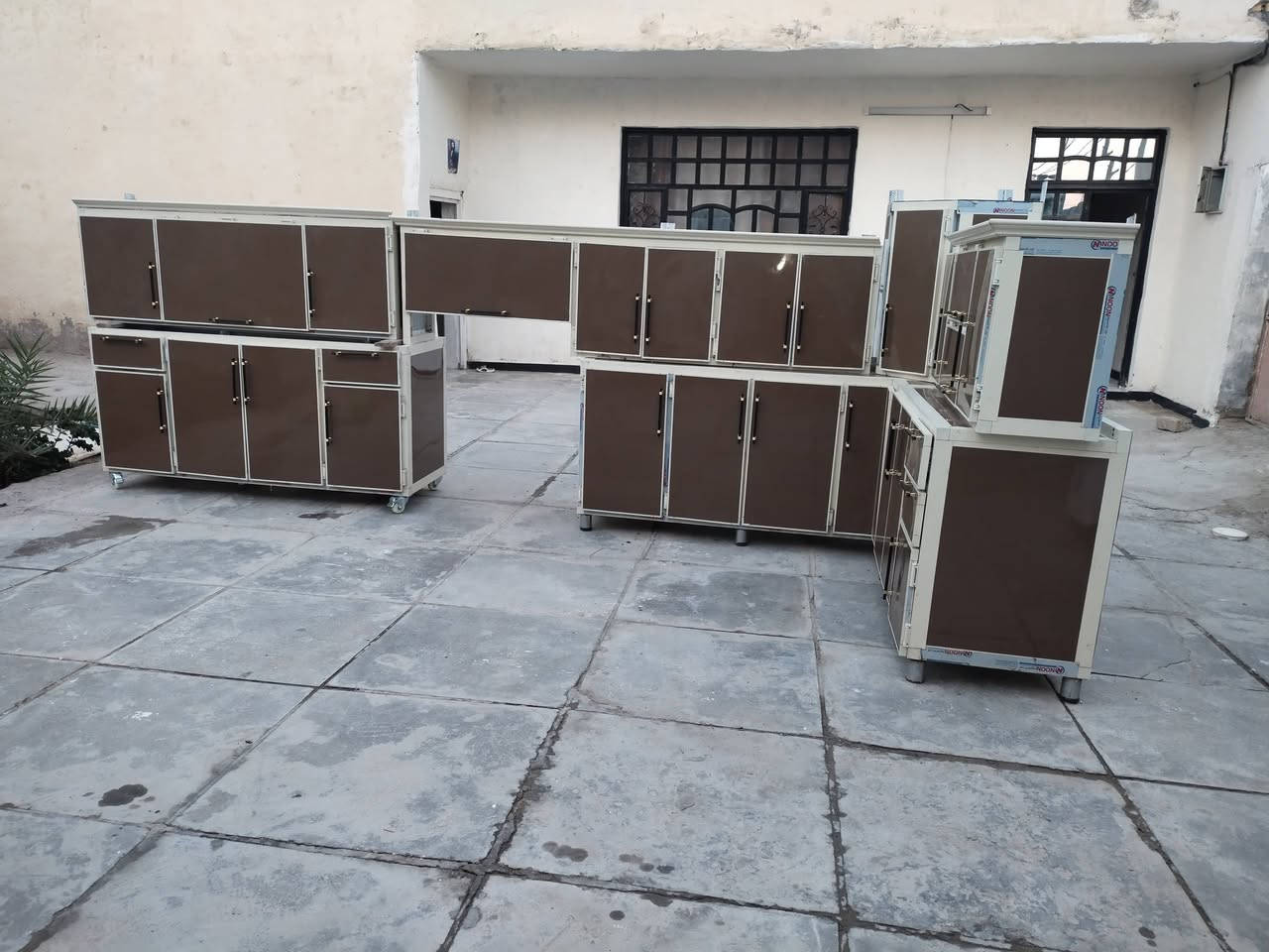 السلام عليكم كاونترات مستخدمات السعر على ***********
