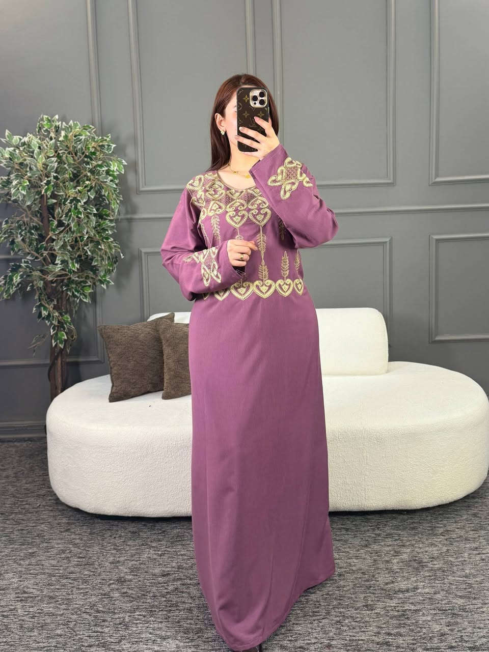 اللهم صل وسلم على نبينا محمد وآل محمد 
بضاعه باجر توصلني بعون الله موديلات والوان تجنن حرفياً خلي  كشختج بالعيد ويانا احلى 
دشداشة نسائي 
خامة كشمير صناعة مصري تطريز  شرط الفحص 

   قياس 1 و 2 يلبس من 55 كيلو الى 100 كيلو 
للحجز رقم وعنوان وصوره الموديل تتضمن القياس واللون والتصميم 
السعر 18 الف بس


**إذا كنت صاحب هذا الإعلان وتريد حذفه لأي سبب، رجاءا أرسل رسالة إلى الدعم الفني**