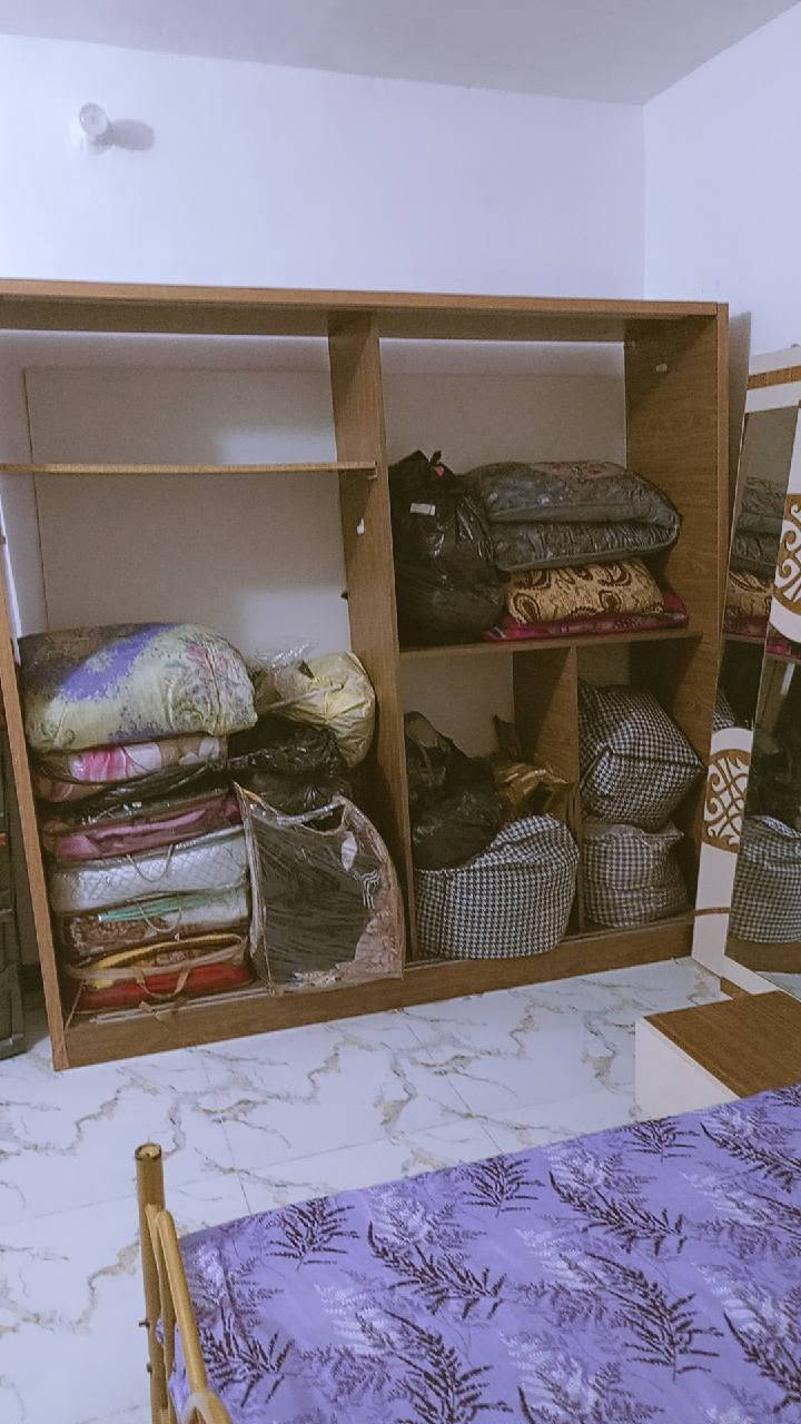 مرحبا شلت بغير بيت واريد ابيع غرفتي غرفه تركيه 5قطع ضرر واحد بيها موضحه بصوره وجربايه مو مالتها حديد تركي ب100ماخذتها السجج مال الجرارات فول الغرفه كلها ب200قفل مكاني الحله ورديه خارج ‏(7836591535‬‏0)بي واتس


**إذا كنت صاحب هذا الإعلان وتريد حذفه لأي سبب، رجاءا أرسل رسالة إلى الدعم الفني**