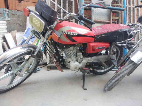 سلام وعليكم شباب دراجه سيفان 5 كير موديل 21 مكينه مجفتة ومضبطه على ايدي اوراق استنساخ  لي تفيده هذا رقمي ***********
