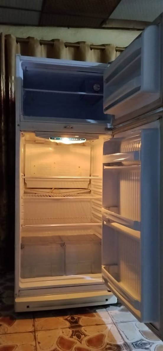 ثلاجه كونكورد 22 قدم نظيفه جدا على البلاد السعر 240 الاتصال *********** بصره حيانيه
