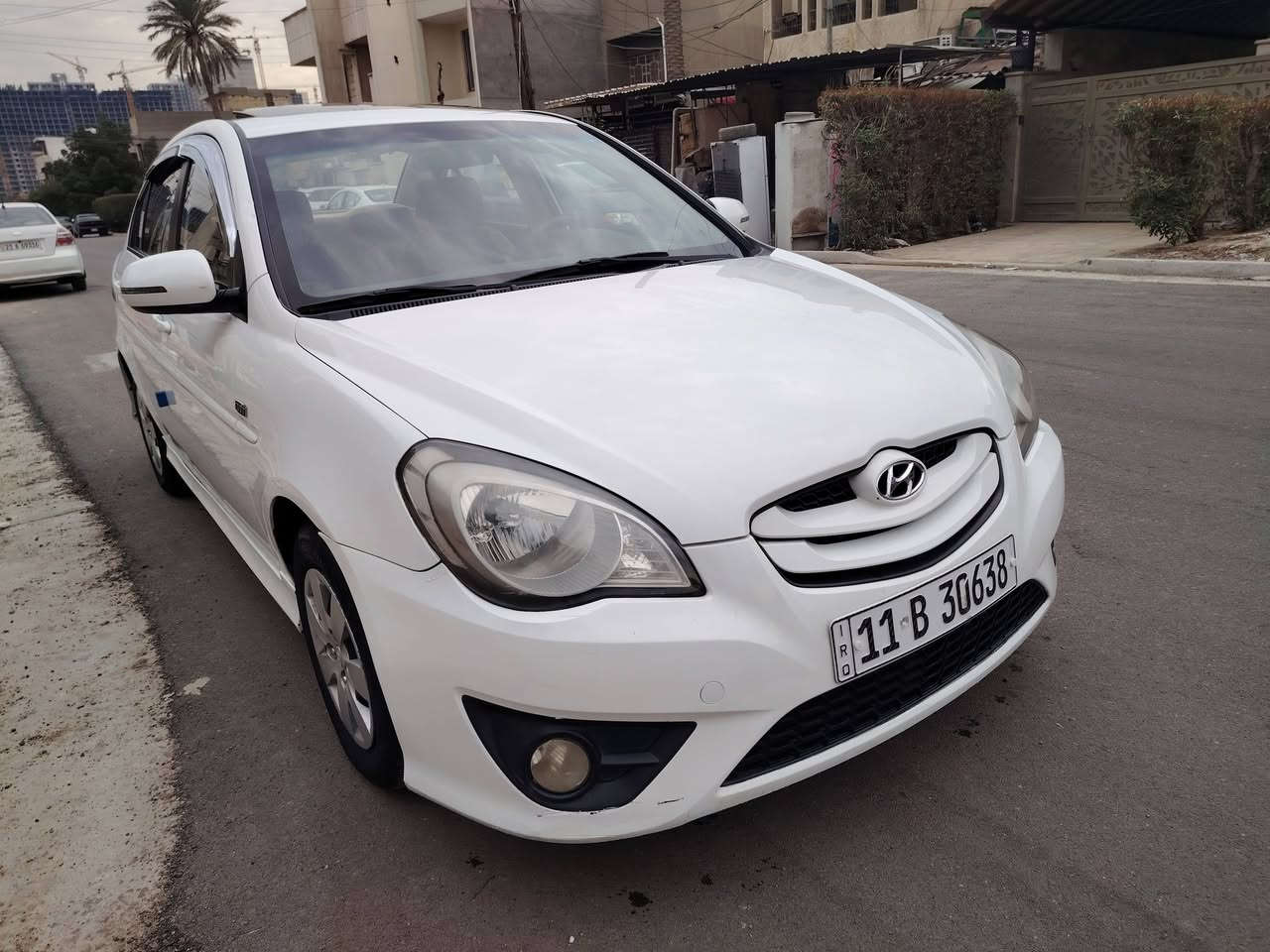 لبيع هونداي اكسنت 2011 خليجي مكينه 1600 رقم بغداد باسمي هزه ورقم انكليزي جديد كبل تحويل مكفوله من الضربه والصبغ كل نقص مابيه ماشيه 180 الف مكينه كير مكفولات السياره نضيفه شاشه كامره دواره اشاير بل مري فتحت سقف منضومة زنون  السعر 105 مكاني بغداد الكرخ (***********)
