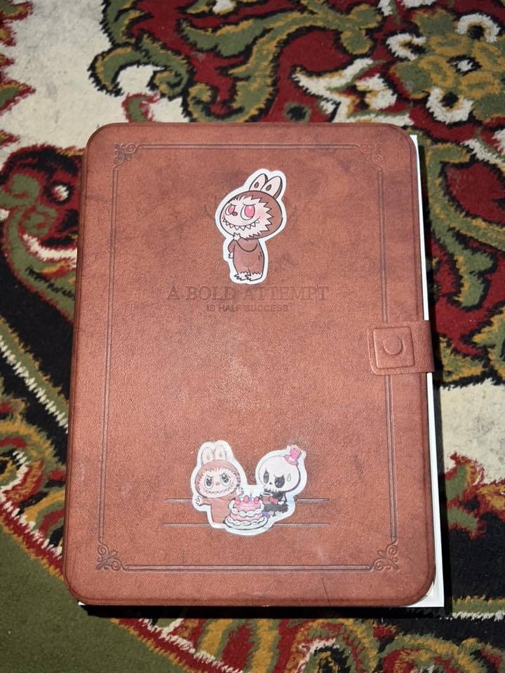 السلام عليكم ايباد A14 (ايباد 11) للبيع فقط وليسَ مراوس ايباد بعده بضمان ذاكرى ١٢٨ بطاريه ١٠٠٪؜ اصليه ايباد استخدام شهر واحد فقط وهم نادراً موبكثره الايباد كسر كارتون لامانه الشراي يتفضل يعلق وادخله خاص وبسعر معقول موتكسررون بسعره الشراي يعلق.


**إذا كنت صاحب هذا الإعلان وتريد حذفه لأي سبب، رجاءا أرسل رسالة إلى الدعم الفني**