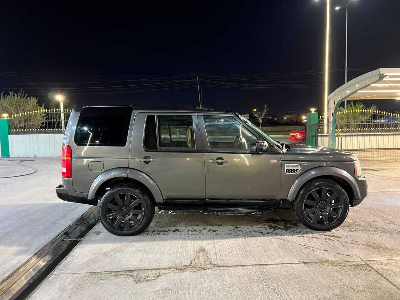 لاند روفر موديل 2006 محدث سيارة جاهزة شرط التحويل والوكالة كير محرك صدر كهربائيات جاهزة سيارة مابيه نقص سيارة فول السعر 85 ومراؤس حسب القناعه شراي اتصل العنوان كركوك *********** كركوك, العراق
