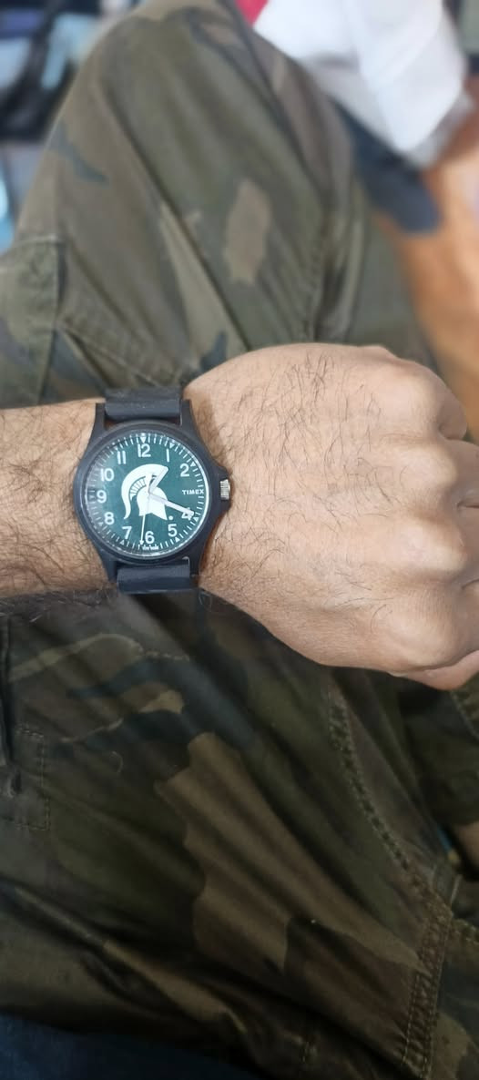 ساعات باله 
عسكري سبورت
كل قطعه بسعر يوجد توصيل


**إذا كنت صاحب هذا الإعلان وتريد حذفه لأي سبب، رجاءا أرسل رسالة إلى الدعم الفني**