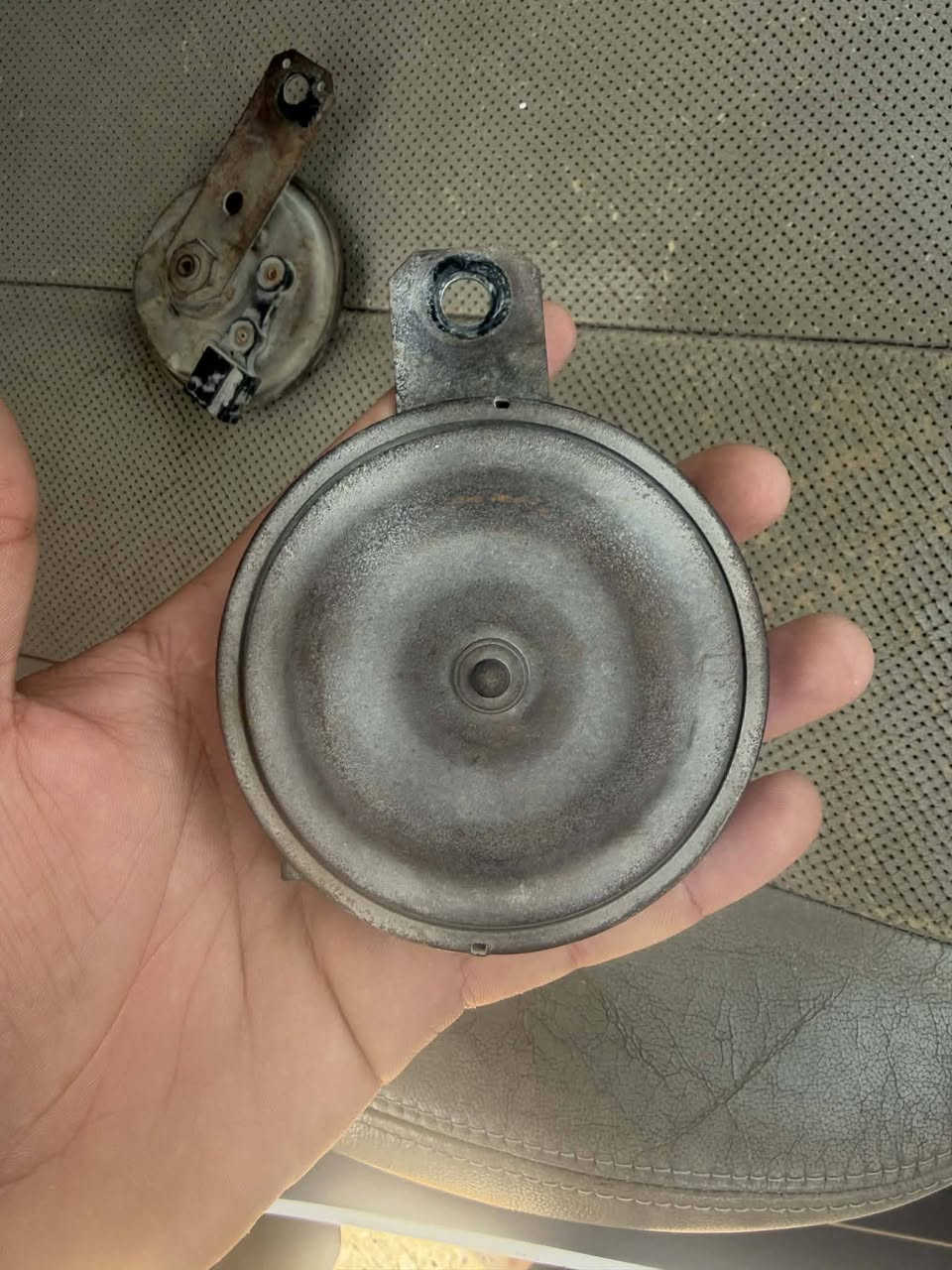 سلام عليكم هورنات سيدان خوات
مكان نجف سعرهن ١٧٠ وبي مجال 
***********
