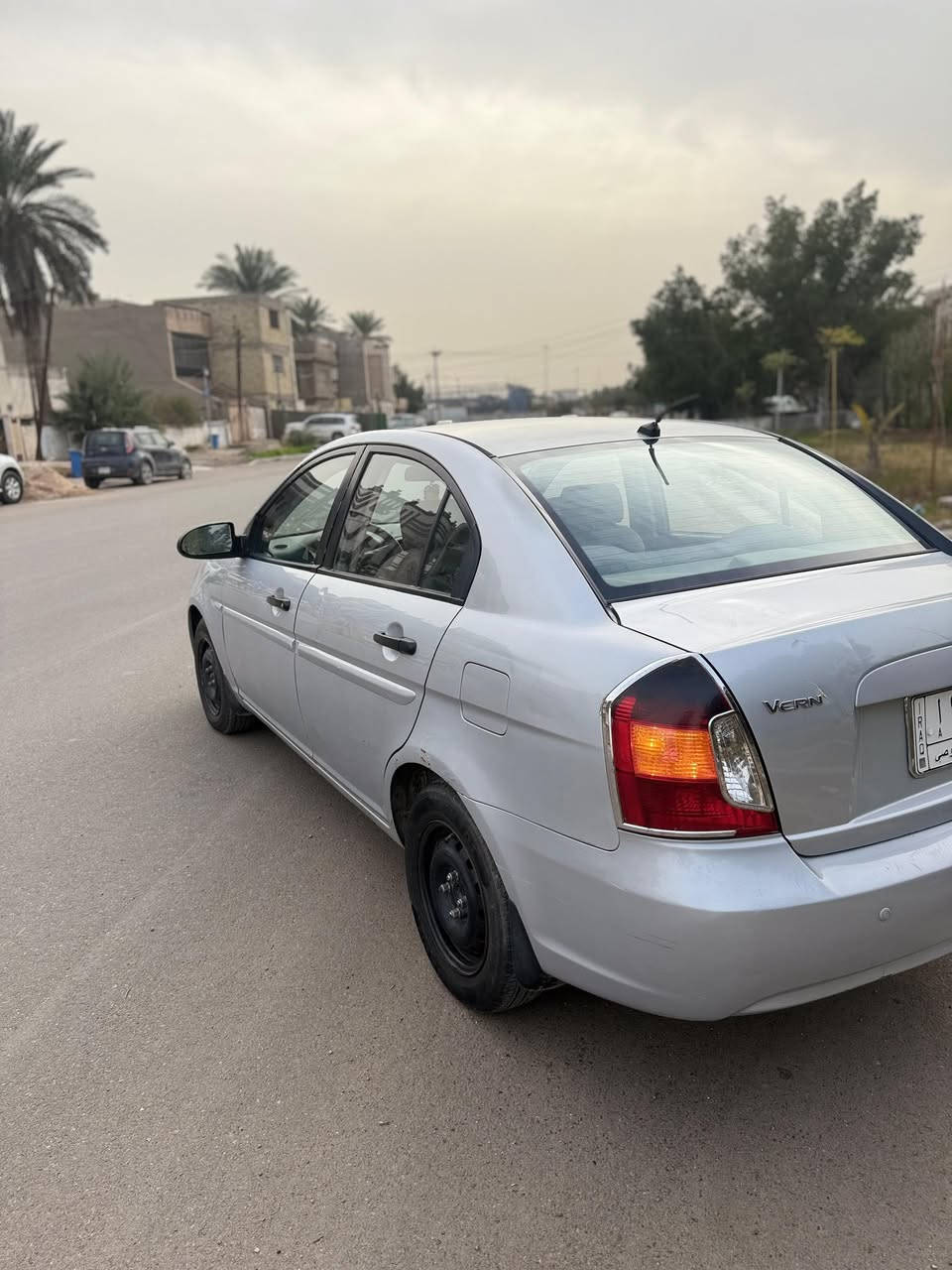 سلام عليكم
هيونداي فيرنا 2008 للبيع

السيارة عليها تخم تايرات جديد بيها بعض الملاحظات بالكشر تدفئة تبريد شغال بيها خيط تبخير بسبب مشكلة بالرنكات 

مكانها بغداد حي البنوك السعر ٧٧ و بي مجال

للاستفسار ***********
