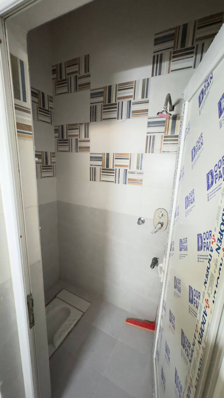 تحيه طيبه بيت للبيع 230متر بناء طابوك تبليط للباب البيت يبعد عن السايدين 80متر فقط قريب كلش منطقه كلش هدواء عنوان ابي خصيب فجه نعمه سعر لبيت ٢٦٠مليون وقابل للتفاوض طابو عراقي اصلي أهل الكاع بصفك البيت يحتوي على غرفه ٢ ومطبخ وديوان وصاله وكراج للتسفسار مكتب النور الذهبي وتساب *********** ***********
شريحه
