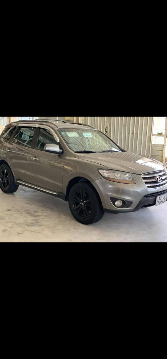 سنتافي موديل 12مكينة 6 كير مكينة مكفولات حدادة جديدة تدفئة تبريد كلة شغال ما بيهة اي نقص مكفولة من الضربة بس جاملغ على البارد صبغ حزام أثر شخوط رقم بغداد بأسمي 130 وبيها مجال بسيط تفاصيل أكثر اتصل بهذا الرقم ***********.. الاتصال بالرقم فقط لاني مكلف بالنشر.
