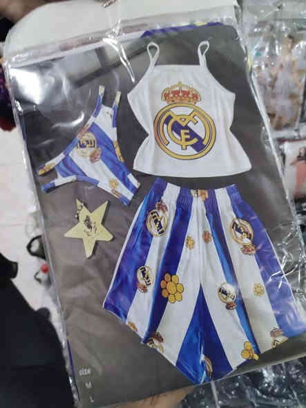 العنوان نجف حي ميلادشارع طريق الجنه قرب جامع لامام الحسين رقم الحجز يوجد وات ساب ويوجد لدينا توصيل داخل النجف *********** سعر 5000
