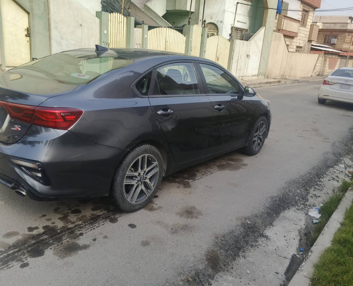 كيا فورتي 2019 سياره جاهزه محرك كير طخم باتري تايرات سياره رقم اربيل شرط تحويل وكاله هزه منتهيه سنويا بعدها بيها قطعتين تبديل وقطعه صبغ سياره مواصفات اس سلايت وباقي المواصفات معروفه


**إذا كنت صاحب هذا الإعلان وتريد حذفه لأي سبب، رجاءا أرسل رسالة إلى الدعم الفني**