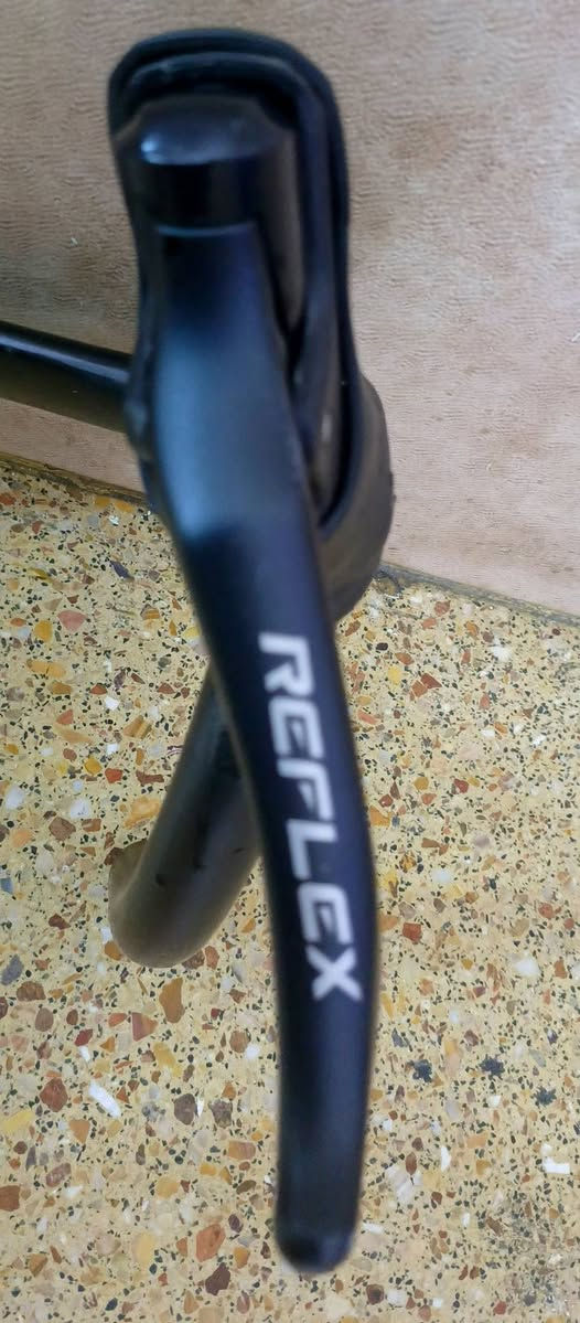 السلام عليكم شلون كباتن 🌄
متوفر ستيرن كاربون فايبر ماركة Kocvelo 🤩

بدالات رود دفن حديث ماركة Reflex 2*8 🥰

ركبة نفخ 
سعر للكل 50 الف وبي مجال 
بغداد القاهرة قرب حلويات عدنان//***********
