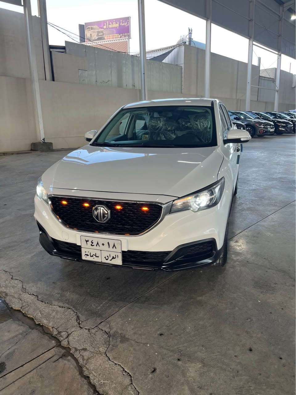 Mg zs 
بێ بۆیاخ 
یەک پەلە ساردی هەیە باقیات دەعامی بۆ دەعامی بەشەرت کامل جوانکاری بۆ کراوە 
شاشە کامێرا 
بەسمە
ویل کەپ
ئاوێنە ئیشارەت
پێش و دوا کامل لید و لێزەر 
تەحویل و غرامە هەمووی بەشەرت
لە سلێمانیم
نرخ:١١٠$
***********
*********** Singapore
