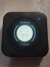 راوتر Netgear • واي فاي ممتاز • منفذ LAN تالف