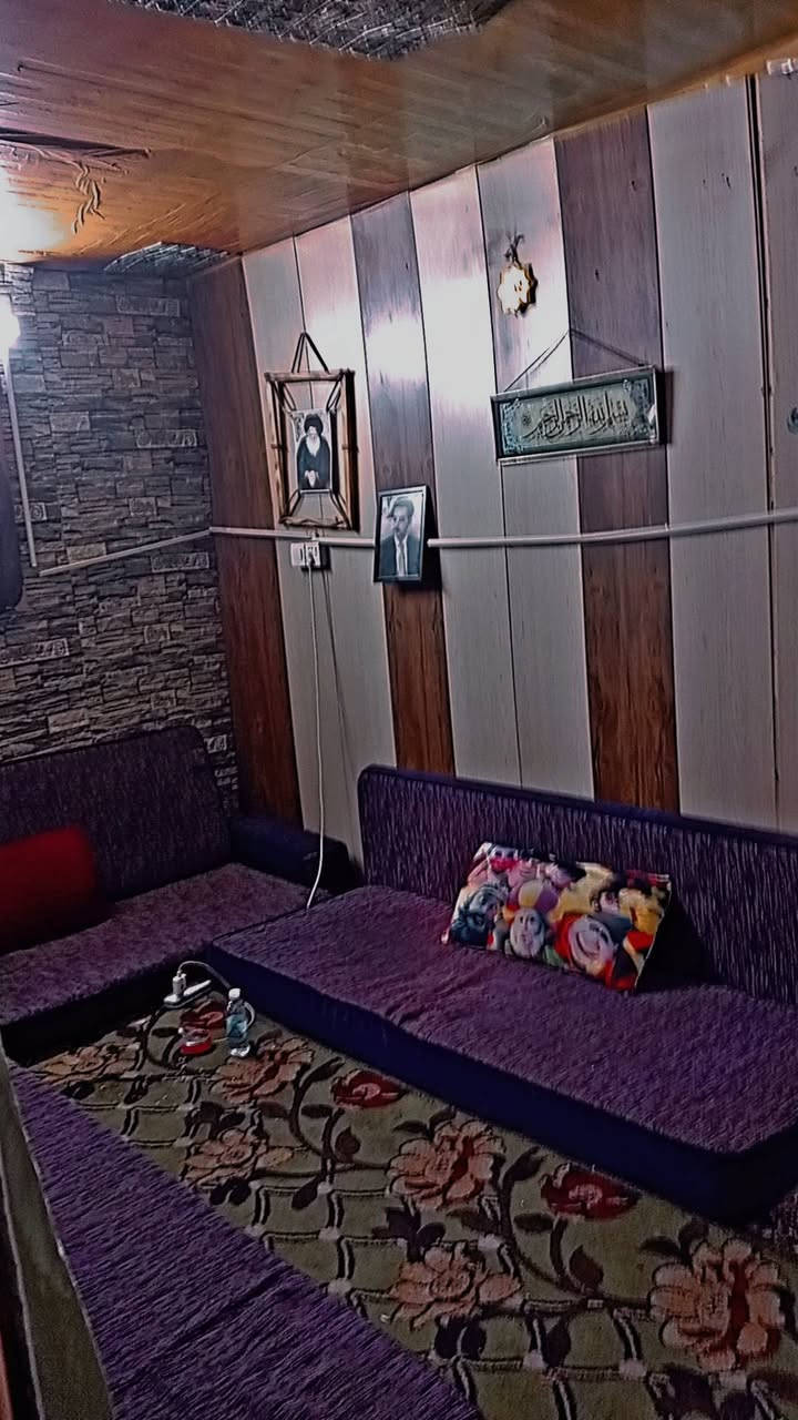 السلام عليكم بيت تجاوز للبيع  في منطقة ام الكبر مقابيل حي اور قرع كوفي السلطان فرع معمل الرحلات ثاني بيت ع شارع مساحة البيت ٧٠ متر كامل خدمات ماء وكهرباء ومجاري والتبليط قيد الانشاء السعر ٢٧ وبي مجال للاستفسار ***********
