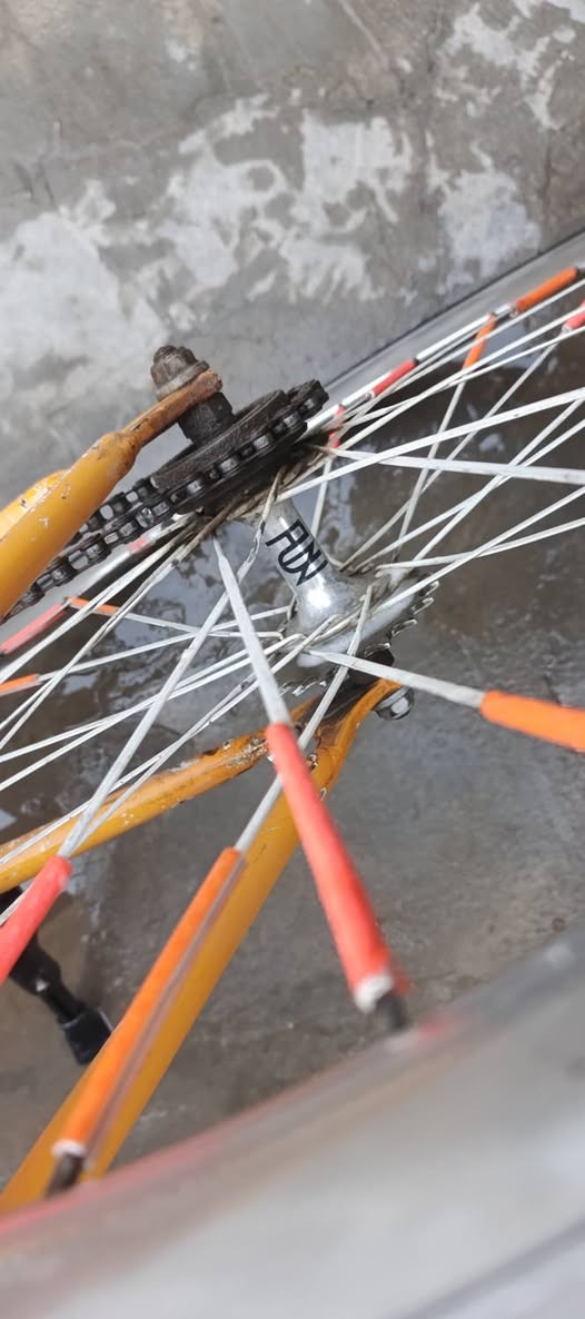 سلام عليكم بايسكل سباق نوع فكسد للبيع سعر 145 وبي مجال


**إذا كنت صاحب هذا الإعلان وتريد حذفه لأي سبب، رجاءا أرسل رسالة إلى الدعم الفني**