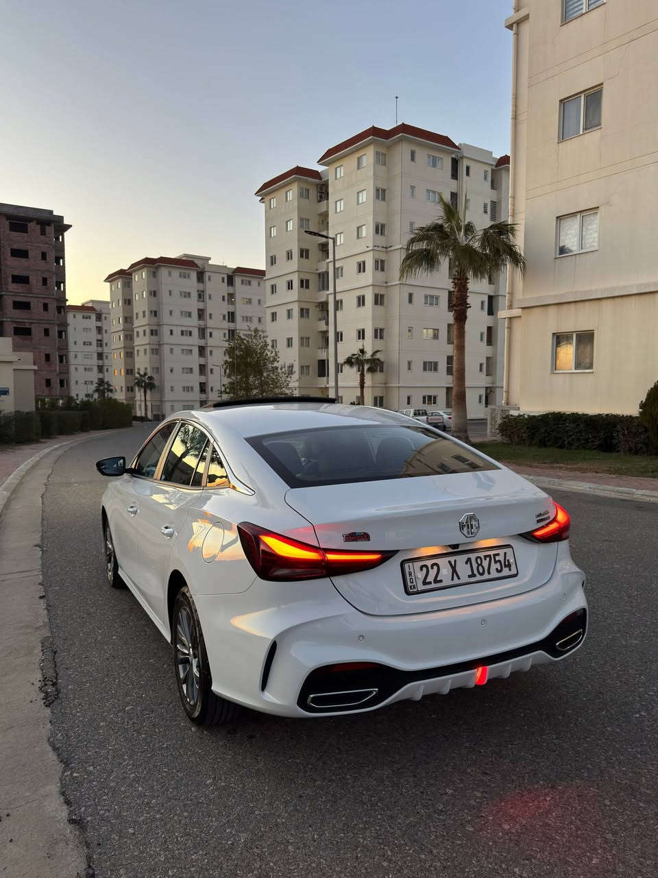 السلام عليكم ورحمة الله🙏
امجي GT_5 للبيع 👍
موديل : 2025 __ ماشيه : 15 الف 
مواصفات لوكجري 1/1 💁‍♂️ 
شاشة اكتف عربي _ كاميرات °360 _ بصمه تشغيل وابواب _ حساسات خلفي _ كشنات جلد _ هند بريك بصمه _ اوتو هولد _ تحكمات ستيرن كروز سرعه 🔸 
السياره بدون صبغ ❗ 
***********  يوجد واتس اب
السعرر 119 وبيها مجال بسيط __(( مكااان السياره اربيل 📍))
