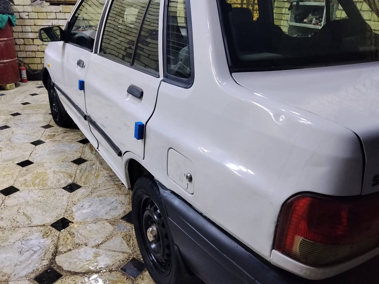 سايبه 14كير ومكينه نضيفات 
غرامات مصفر حداديه 70بلميه
شواصي نضيف رقم كربلاء راعيه يمي
بس عقد مروري مباشر اسوي مداور كبل
الاتصال*********** السعر 34وبيه مجال
