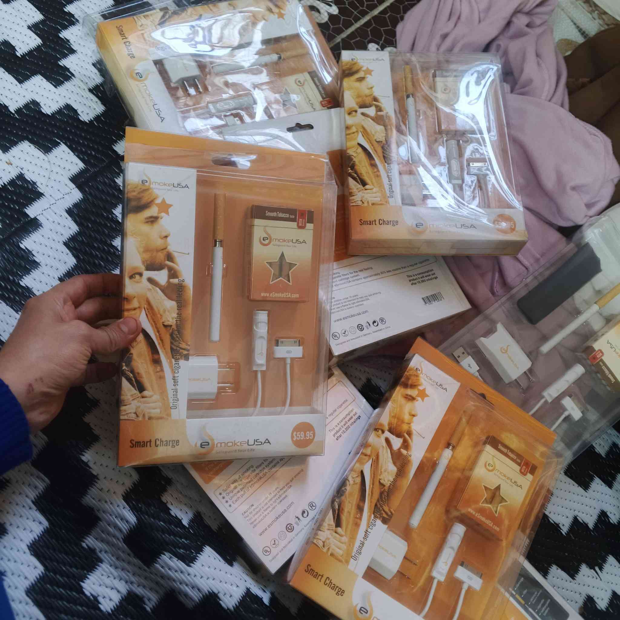 اخوان جكاير الكترونيه تفيد لي يردون يتركون جكاير 9قطع سعر 25 كلهم مع توصيل


**إذا كنت صاحب هذا الإعلان وتريد حذفه لأي سبب، رجاءا أرسل رسالة إلى الدعم الفني**