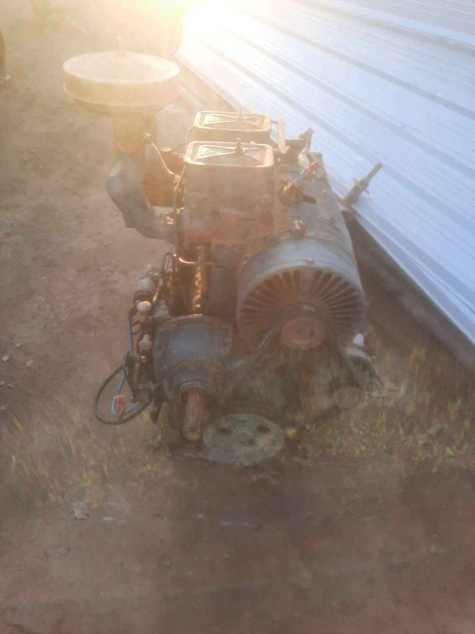 هندي بستمين توب لاند سلف ودينمو 
السعر ٥٠٠ مكان واسط صويره 
شراي اتصل ***********
