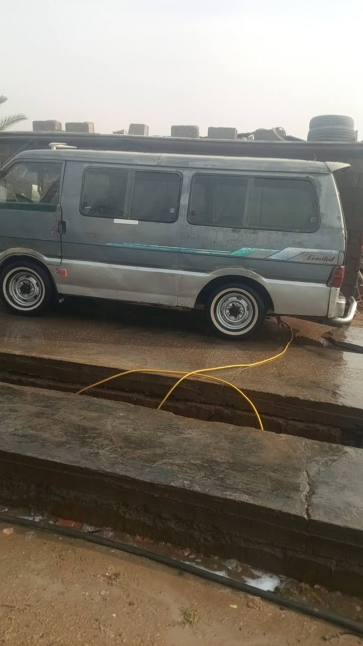 السلام عليكم كيا بستا البيع موديل 1994 سنويه 2026/7 مكينه كير اكسل كفاله السعر 43وبيها مجال الاستفسار خاص او ***********
