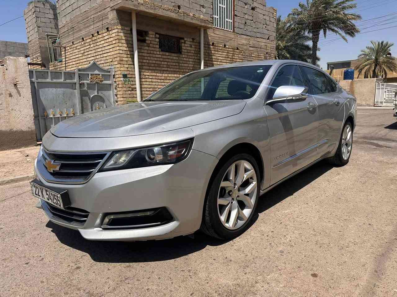 السلام عليكم 
امبالا بريمير  موديل 2019.     6سلندر .بدون حادث فقط دعاميه وموجده بالصوره نفسه وبدون ايرباك  فقط باب مبدل بلادي نفس اللون مال السايق والباب موجود عندي ويتعدل بارد بس اني بدلته السياره رقم اربيل الدولي بأسمي شخصياً السياره فول مواصفات ماكو داعي اذكرهم من البنوراما والى اخره وصور السياره مرفقه بالمنشور 

للاستفسار رقم صاحب السياره/***********
