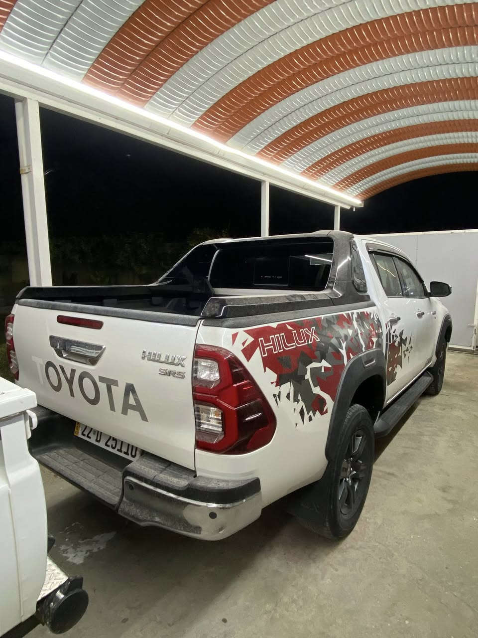 السلام عليكم
للبيع بيكم هايلكس TRD سته اسلندر موديل 2022سيد نهر رقم اربيل فول موصفات السياره ماشي 140 الف مكفوله كفاله عامه ماعده ضرر بسيط مثل ماوضح بالصوره والباقي كفاله السعر 325 وبيه مجال المكان بابل مشروع المسيب الاستفسار ***********
