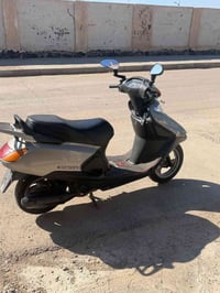 دراجه سبيسي مكينه مامفتوحه ابلاديه ياباني فقط الكفرات تجاري والباقي مك...