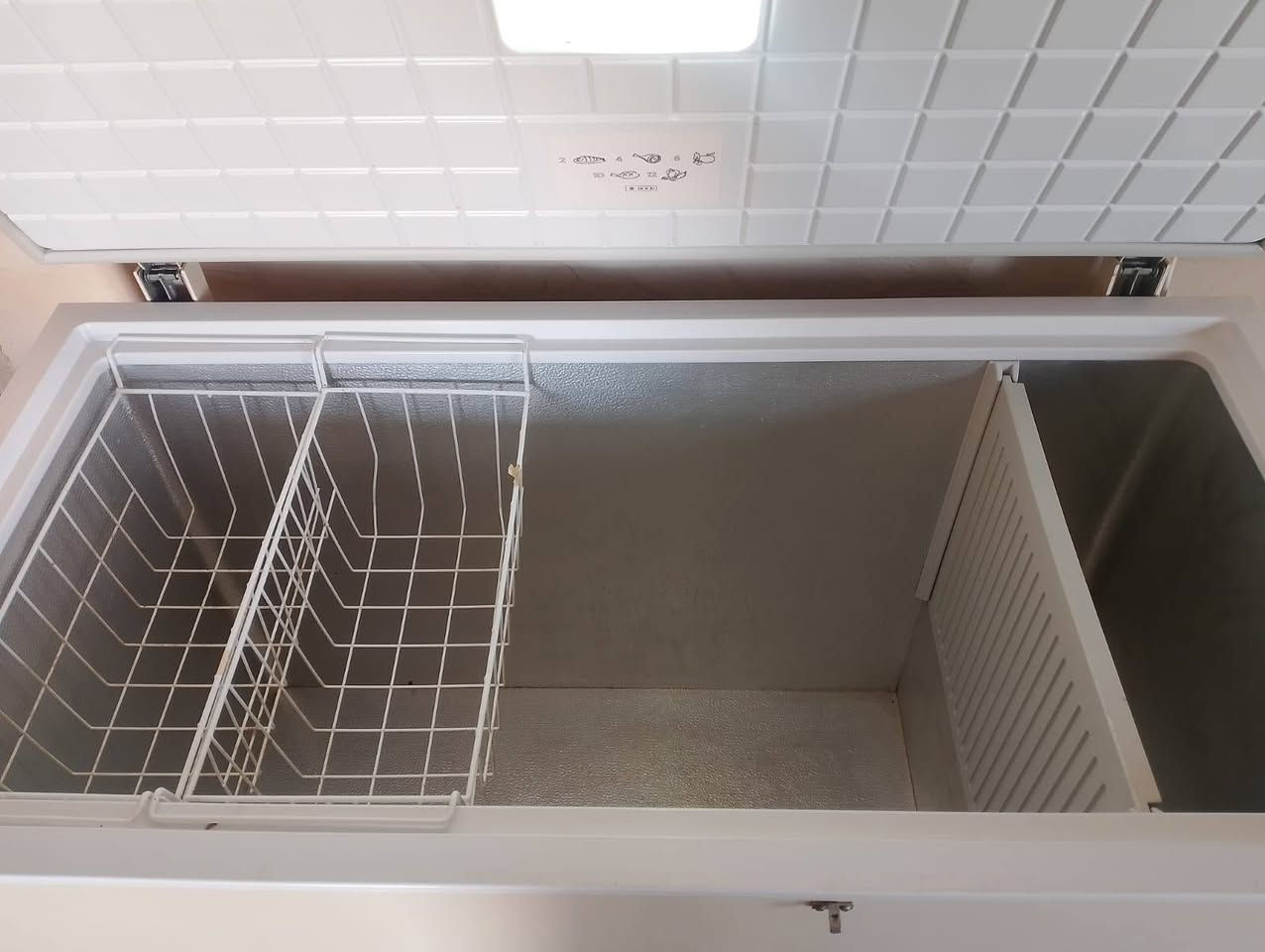 السلام عليكم يوجد مجمده للبيع في عامرية الفلوجة مجمده جديده مستخدمه 5   اشهر فقط سعر 450 الف للستفسار ***********
