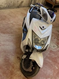 من رخصه الادمن . سكنس لد كوري طلاعات   نوزل خطين  كهربائيات كله شغاله ...