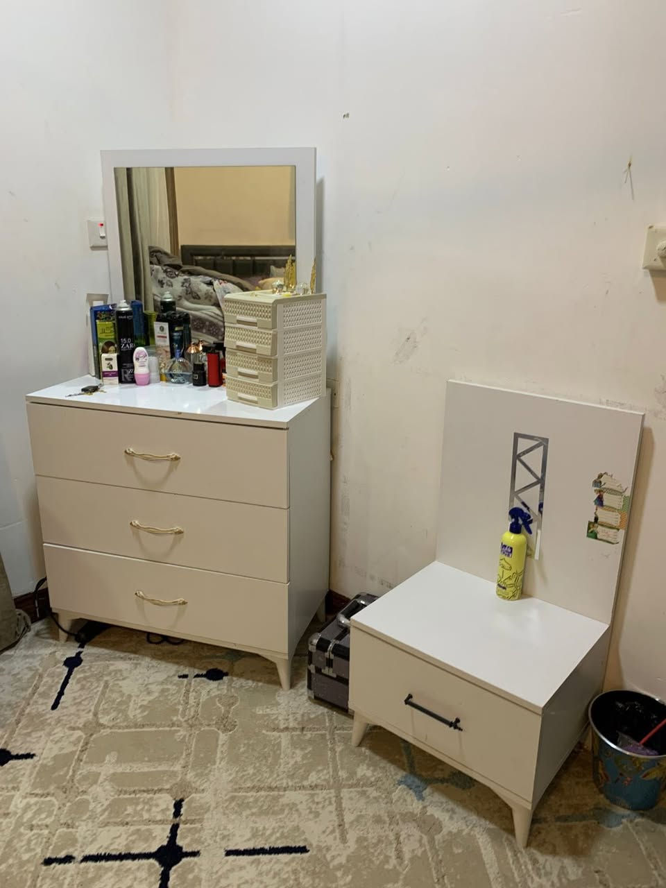 غرفة نوم تركيه ابواب نظافة ١٠٠٪؜ للبيع مع دوشك طبي سعرهه ٤٧٥ الف .
العنوان /  سرجنار شارع ابو سناء مجاور فندق برج الحياة بالضبط للاستفسار الاتصال 
***********
 واتساب ***********
