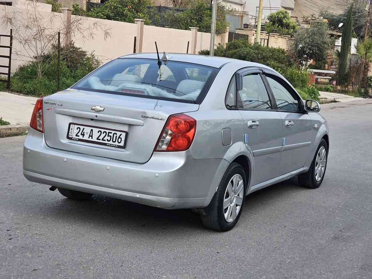 السلام عليكم
للبيع 
سعر 75 بلاش 
شوفرليت اوبترا موديل 2009
محرك وكير شرط 
كير اوتوماتيك 
شاشه وكامره 
جامات كهرب 
مري كهرب 
طخم حداديه جديد 
السياره جاهزه من كلشي 
رقم دهوك الجديد رقم وهزه وسنويه كلو جديد شرط التحويل 
🚫صبغ 3 قطع بدون دواخل بشرط 🚫
السياره حلوه وجاهزه 
العنوان موصل الايسر 
للإستفسار الاتصال 
***********
***********
