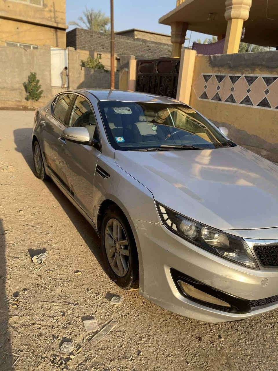 السلام عليكم
للبيع فقط  
كيا اوبتما موديل  2013
رقم بغداد بسمي  لل28
رقم مميز 
وارد امريكي  بدون ارباك فقط الدعاميه وشويه من الجاملغ
مكينه 2400 GDiوگير  كفاله 
تخم تاير جديد 
باتري جديد 
لايت زنون 
حداديه 80/100
تحكم ستيرن 
تدفئ  تبريد  ويالسويج 
السياره مال بيت مامتعوبه 
مكان بابل 
***********
***********
