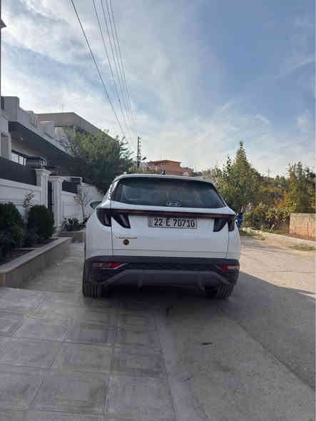 Tocson 2021 خەلیجی 
سەیارەکە کلینە بێ دەعموو سبوخە بەس ٢ جێ ساردی هەیە گێرو مەلینەو کارەبایات تەبرید هەموو بە شەرت ٤ تایەی نوێی لە سەرە مواسەفاتەکانی ( بەسمە شەغال گوشین کارەبای گوشین جلد تەبرید مەرکەزی شاشە گەورە ٣ مۆدی لێخورین پەردەی بیلادی هتد) بەناو خۆمەوەیە بەناوکردنو غرامە بە شەرت *********** سعری ١٩٧ کەمەک معامەلە شقلاوة
