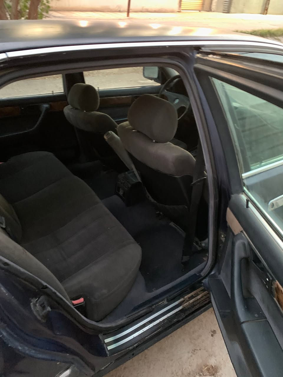 السلام عليكم من رخصة الادمن BMW 735
التفاصيل 👇🏾

السيارة رقم بغداد 

بأسمي هزة وسنوية جدد 

كير ومحرك خير من الله 

تخم تاير+باتري جدد علا ايدي 

كهربائيات كلهة شغالة 

موديل 1990

كفالة من الضربة والاخياس 

السعر 30ورقة 

للاتصال *********** 

العنوان بغداد الدورة
