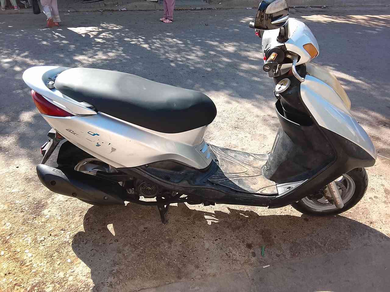 سلام عليكم دراجه بريز كلهه شغاله مكينه سلف هندر سعر 350قفل عنوان الشعب ***********
