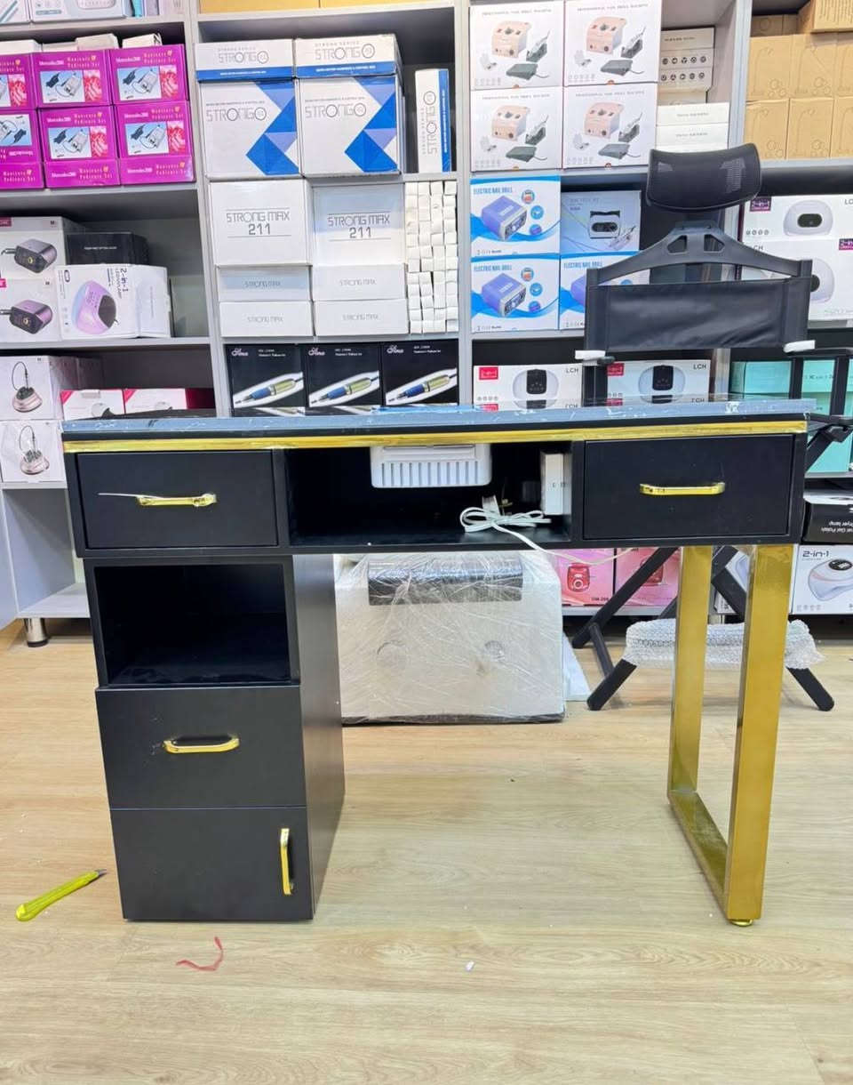 ميز أكرلك راقي 
للحجز والاستفسار خاص 
يوجد توصيل لجميع المحافظات 
تم توفير قسط مريح لجميع حاملي ماستر كارد الرافدين


**إذا كنت صاحب هذا الإعلان وتريد حذفه لأي سبب، رجاءا أرسل رسالة إلى الدعم الفني**