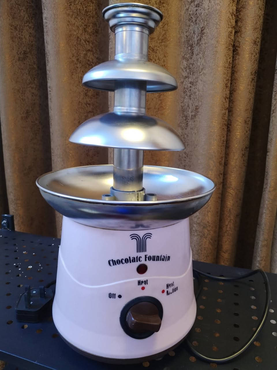 مكلفه بالنشر اغراض للبيع المكان السريدات قرب سيطرة الشعب القديمه الاتصال بالرقم ***********
