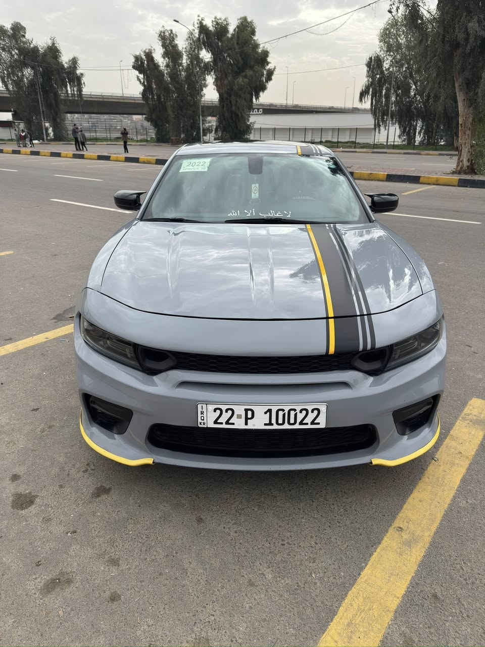 السلام عليكم للبيع 
 استخدام شخصي اقرأ التفاصيل ماعذبك  ولا أخليك  تخصر مكالمه 
للبيع ……
دوج تشارجر Dodge charger 
فه sxt plas
موديل 2022
اللون سمنتي المميز 
رقم اربيل الدولي باسمي سنويه ل سنه 2030
هزتها انتهت بشهر الواحد رقم مميز وحلو 
سعه المحرك 3.6لتر 
عددالاسطوانات6 بقوه 292حصان 
دفع خلفي 
رقم الشاشي مرفق بالصور ضررها حلو
ضررها …..
جاملغ اليمين فقط ،والباب الخلف السايق والجاملغ اكلير امريكي
بيها 3رصعات ماملعوب  بيها من اخذتها بالسقف ترجع بي دي آر اثر التحميل  بالشحن أو الكونتيرا 
بيها فحص من مركز 4*4فور باي فور بأربيل سونار 
مواصفاتها 
كشنات جلد حار بارد كهرباىي
كشن خزن 
حساسات خلفيه إماميه 
سلايت 
بصمات عدد 2
استيرن هيتر 
مري هيتر
حساس كير توقف عند فتح الباب 
تشغيل عن بعد 
ويل كب 20 
محرك كير دواخل غرفتها كلها احلى من الصور 
مكان السياره موصل الأيسر كوبون بانزين بيها 

السعر الاتصال *********** بي واتساب
